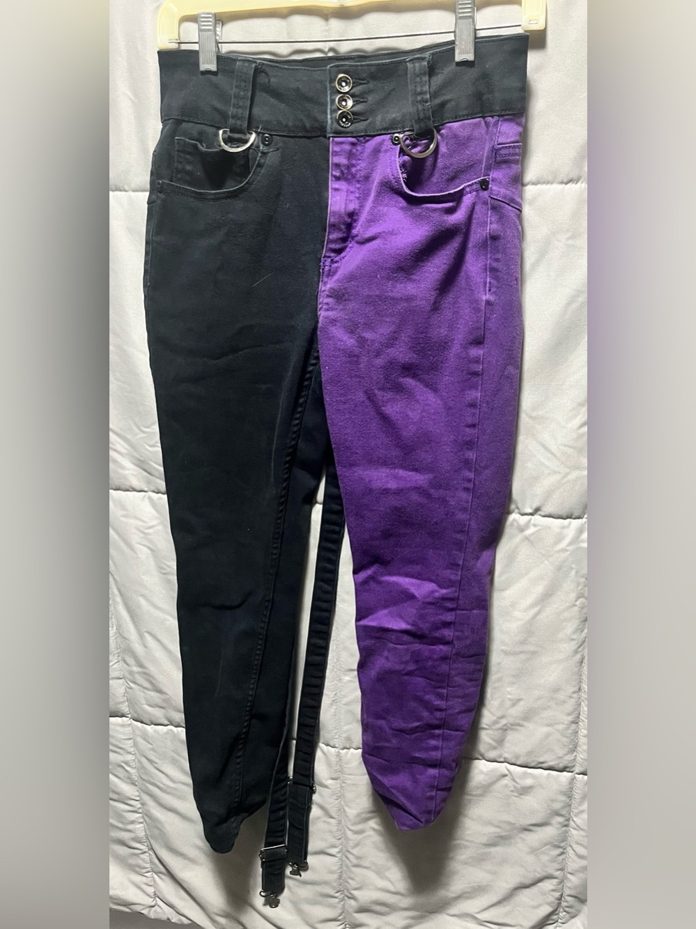 HT Hot Topic Denim Hi-Rise Super Skinny Suspenders Jeans Size 7 Purple Black